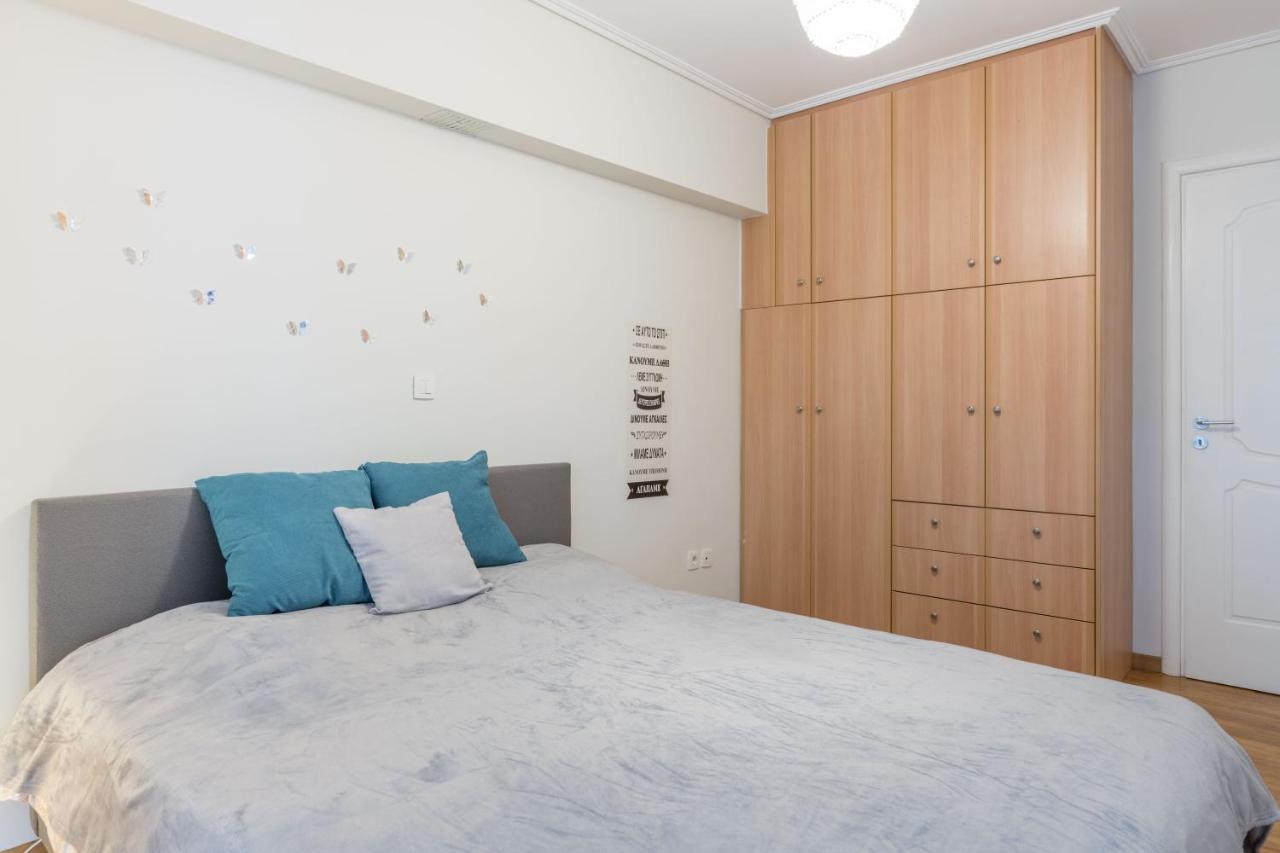 Colourful Artistic Apart 100Mbps Center Of Атина Екстериор снимка